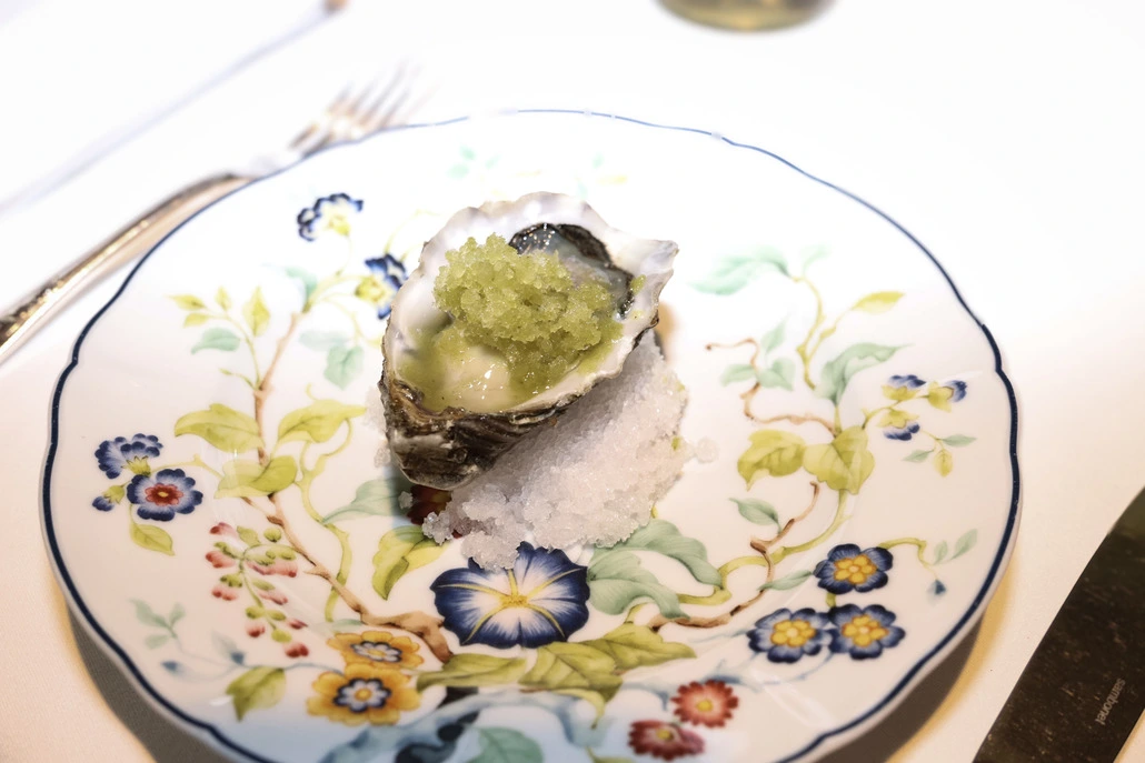 Ostra Poget en el menú sake de Le Bistroman