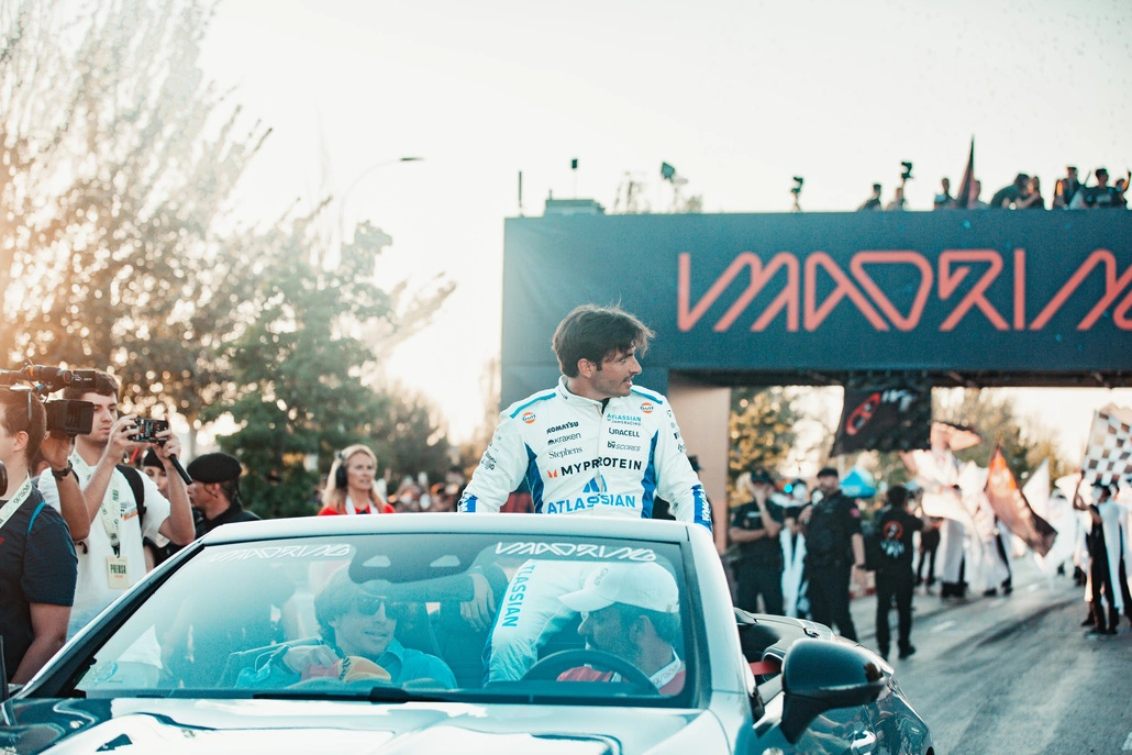 Carlos Sainz en la presentación de MadRing en IFEMA